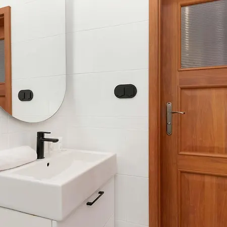 Klimatyczny W Centrum Gdanska Z Udogodnieniami Dla Najmlodszych By Renters * Gdańsk