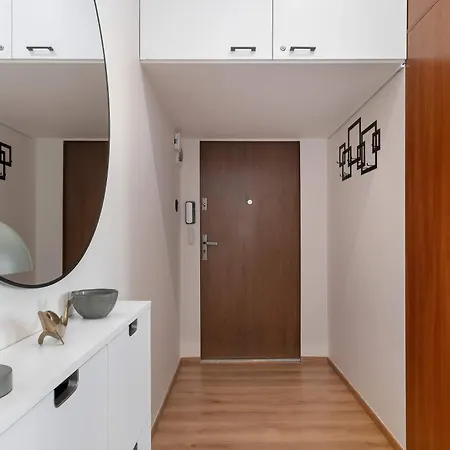 Apartamento Klimatyczny W Centrum Gdanska Z Udogodnieniami Dla Najmlodszych By Renters